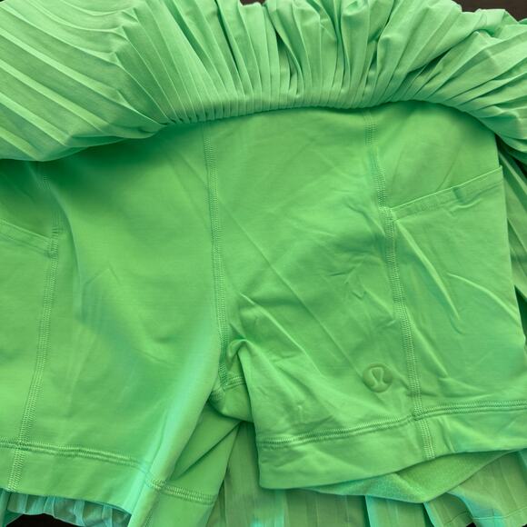 Lululemon Tiered Pleats High Rise Tennis Skirt Pistachio - Picture 8 of 10